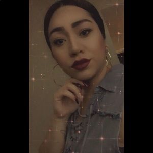 Meet your Posher, Marisol